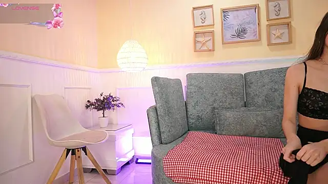 LoonaNyx online show from September 25, 2025, 11:36 am