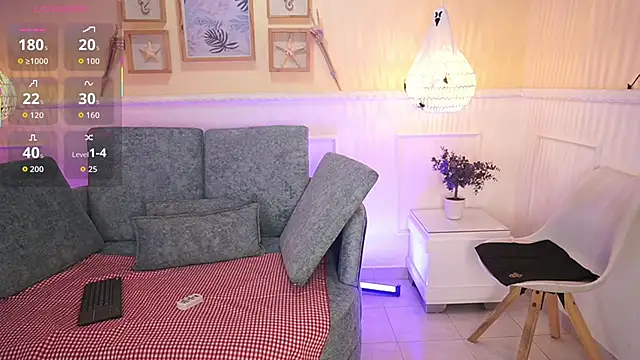 LoonaNyx online show from October 13, 2025, 11:32 am