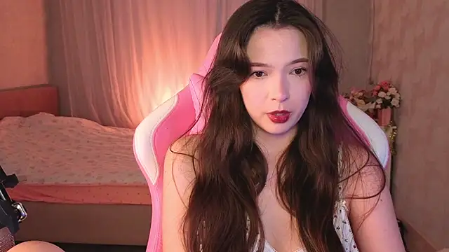 Snapshot of yuna_sunshy chatting on May 14, 2026, 12:17 am yuna sunshy online show from May 14, 2026, 12:17 am