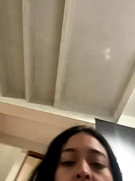 Emily Rivers  online show from October 7, 2025, 1:08 pm