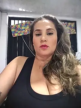 dayana2021 online show from October 25, 2025, 8:25 pm