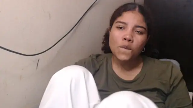 madelene online show from April 4, 2026, 3:49 am