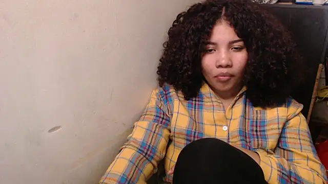 Snapshot of madelene chatting on May 29, 2026, 4:21 am madelene online show from May 29, 2026, 4:21 am