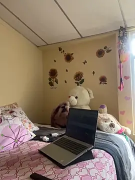 MiaRousexxx  online show from September 17, 2025, 8:21 pm