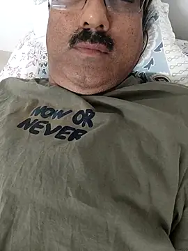 moonflower25 online show from March 2, 2026, 6:59 pm