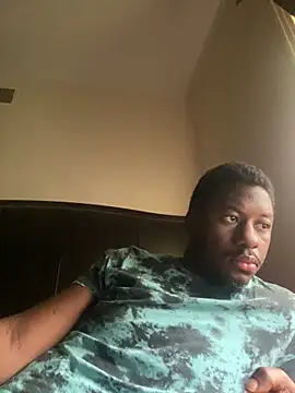 Snapshot of ThickDic28 chatting on May 1, 2026, 2:10 pm ThickDic28 online show from May 1, 2026, 2:10 pm