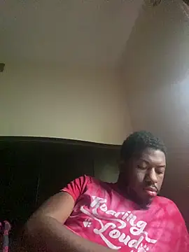 Snapshot of ThickDic28 chatting on May 6, 2026, 2:44 pm ThickDic28 online show from May 6, 2026, 2:44 pm