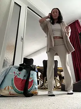 Emilia Mausi online show from March 26, 2026, 12:11 pm