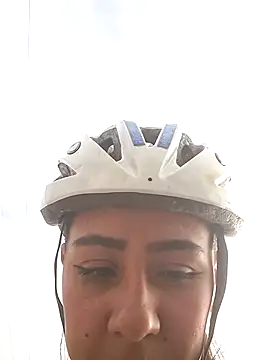 CAROLINE  07 online show from March 7, 2026, 12:24 pm