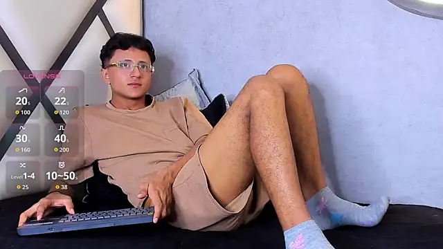  Leohot  online show from September 27, 2025, 3:44 am