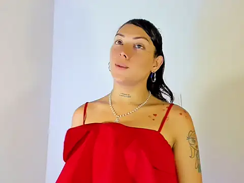 Snapshot of Megan_Gil_ chatting on September 9, 2025, 4:28 pm Megan Gil online show from September 9, 2025, 4:28 pm