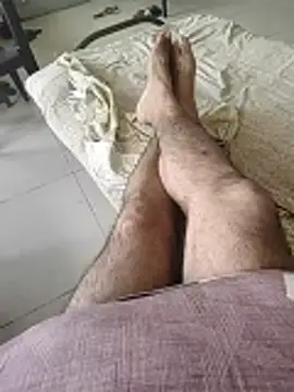 monty935 online show from October 27, 2025, 4:16 am