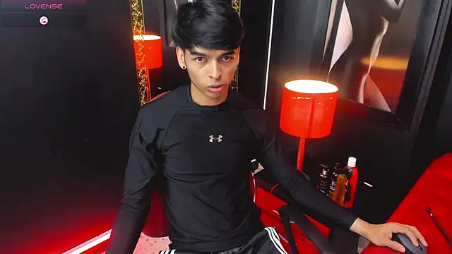 OnlyJos online show from October 7, 2025, 6:49 pm