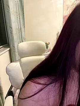 mimi9420 online show from September 18, 2025, 3:25 pm