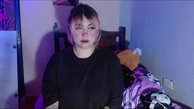 Snapshot of caro_lina20 chatting on November 10, 2025, 5:39 am caro lina20 online show from November 10, 2025, 5:39 am