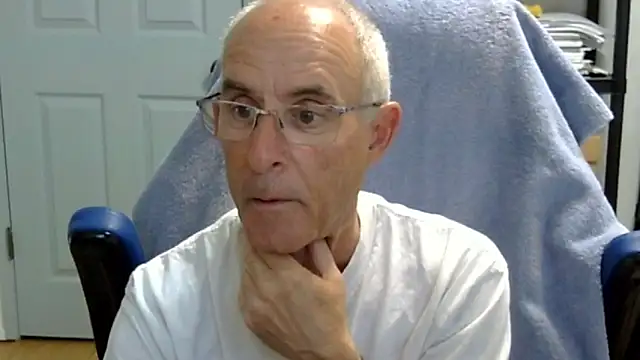 funone1999 online show from April 18, 2026, 1:53 am