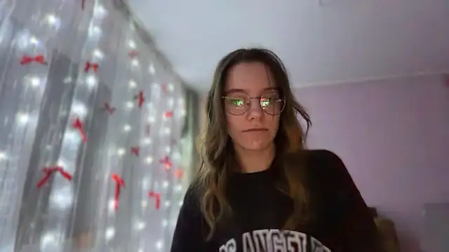 Snapshot of Vietero chatting on February 10, 2026, 12:15 am Vietero online show from February 10, 2026, 12:15 am