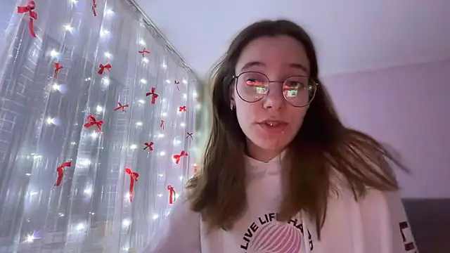 Snapshot of Vietero chatting on February 19, 2026, 10:39 pm Vietero online show from February 19, 2026, 10:39 pm