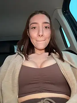 Snapshot of BallerinaCappuccino_ chatting on October 4, 2025, 1:31 pm BallerinaCappuccino online show from October 4, 2025, 1:31 pm