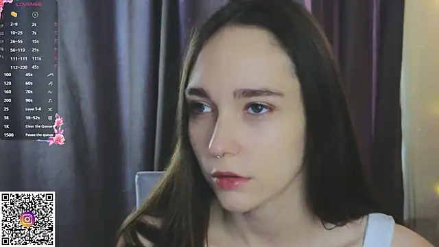 Snapshot of SoftieDream chatting on November 13, 2025, 6:34 am SoftieDream online show from November 13, 2025, 6:34 am