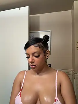 allybluee777 online show from February 6, 2026, 3:26 pm