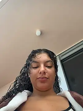 Snapshot of allybluee777 chatting on April 23, 2026, 12:29 pm allybluee777 online show from April 23, 2026, 12:29 pm