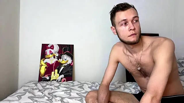 Petal Couple online show from November 22, 2025, 2:38 pm