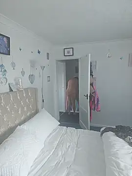 Angeldelightt online show from October 27, 2025, 10:19 am