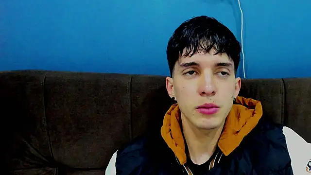 Jheampiiero online show from December 18, 2025, 2:12 pm