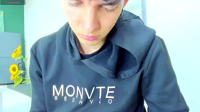 Jheampiiero online show from April 20, 2026, 9:05 pm