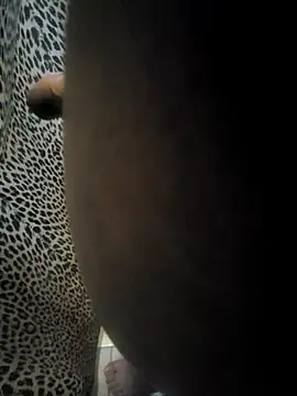 Snapshot of 825Danie chatting on September 26, 2025, 3:27 pm 825Danie online show from September 26, 2025, 3:27 pm