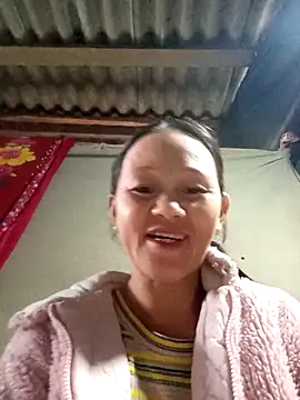 MaiHoa69 online show from October 25, 2025, 12:29 am