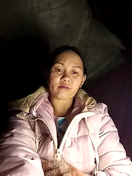 Snapshot of MaiHoa69 chatting on February 7, 2026, 9:57 am MaiHoa69 online show from February 7, 2026, 9:57 am