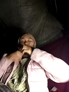 Snapshot of MaiHoa69 chatting on February 10, 2026, 1:32 am MaiHoa69 online show from February 10, 2026, 1:32 am