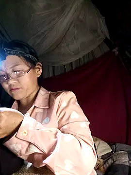 Snapshot of MaiHoa69 chatting on February 24, 2026, 2:26 pm MaiHoa69 online show from February 24, 2026, 2:26 pm