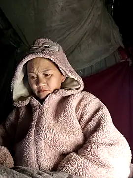 Snapshot of MaiHoa69 chatting on March 12, 2026, 6:30 am MaiHoa69 online show from March 12, 2026, 6:30 am