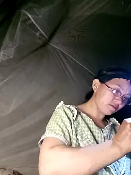 Snapshot of MaiHoa69 chatting on April 7, 2026, 1:55 pm MaiHoa69 online show from April 7, 2026, 1:55 pm