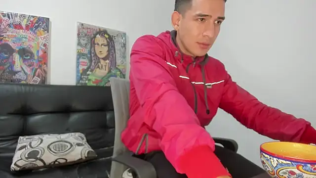 Mike3Xxx online show from October 18, 2025, 1:52 am