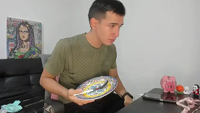 Mike3Xxx online show from November 12, 2025, 2:56 am