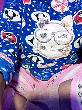 Snapshot of hottiebaba_01 chatting on December 3, 2025, 1:42 pm hottiebaba 01 online show from December 3, 2025, 1:42 pm