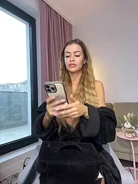  Luxie  online show from October 2, 2025, 6:20 am