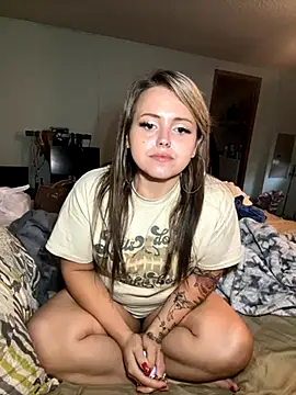 JuicyExxxperience online show from September 28, 2025, 12:32 pm