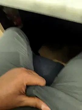 hotboy43339 online show from November 21, 2025, 8:46 am