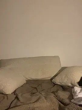 BrumeLove online show from February 19, 2026, 9:27 am