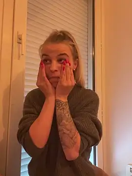 BrumeLove online show from April 16, 2026, 8:37 am