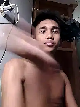 charlie0728 online show from October 11, 2025, 1:53 pm