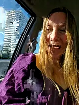 Snapshot of DutchButterfly chatting on March 29, 2026, 9:09 am DutchButterfly online show from March 29, 2026, 9:09 am