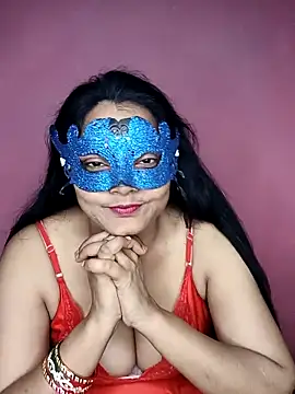 MEERAcle online show from November 4, 2025, 9:03 pm