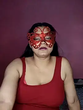 Snapshot of MEERAcle chatting on April 25, 2026, 2:47 pm MEERAcle online show from April 25, 2026, 2:47 pm