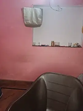 Snapshot of MEERAcle chatting on May 25, 2026, 2:56 pm MEERAcle online show from May 25, 2026, 2:56 pm
